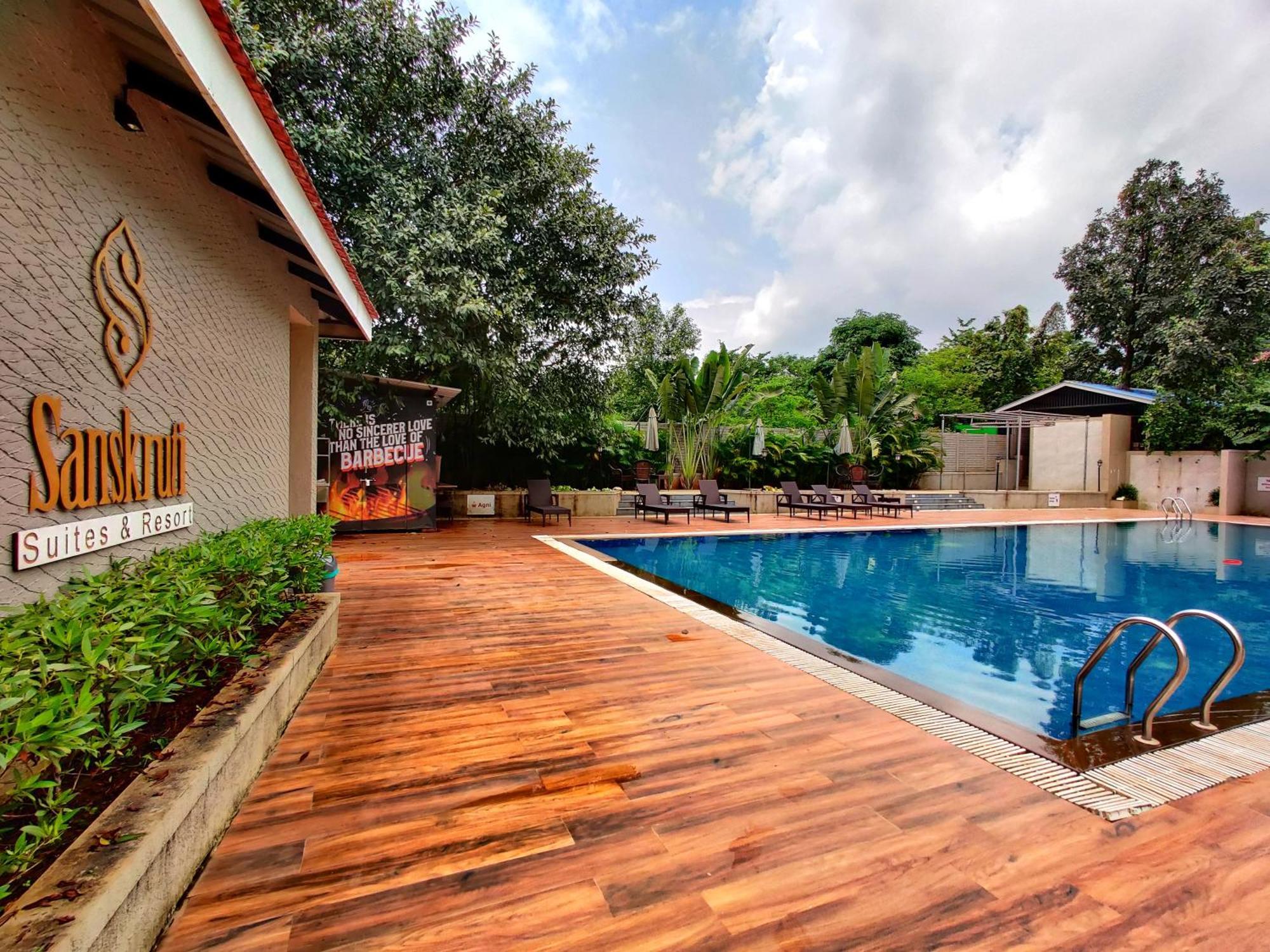 Pushpam Sanskruti Resort Karjat - A Pure Veg Resort Dhamni Exterior foto